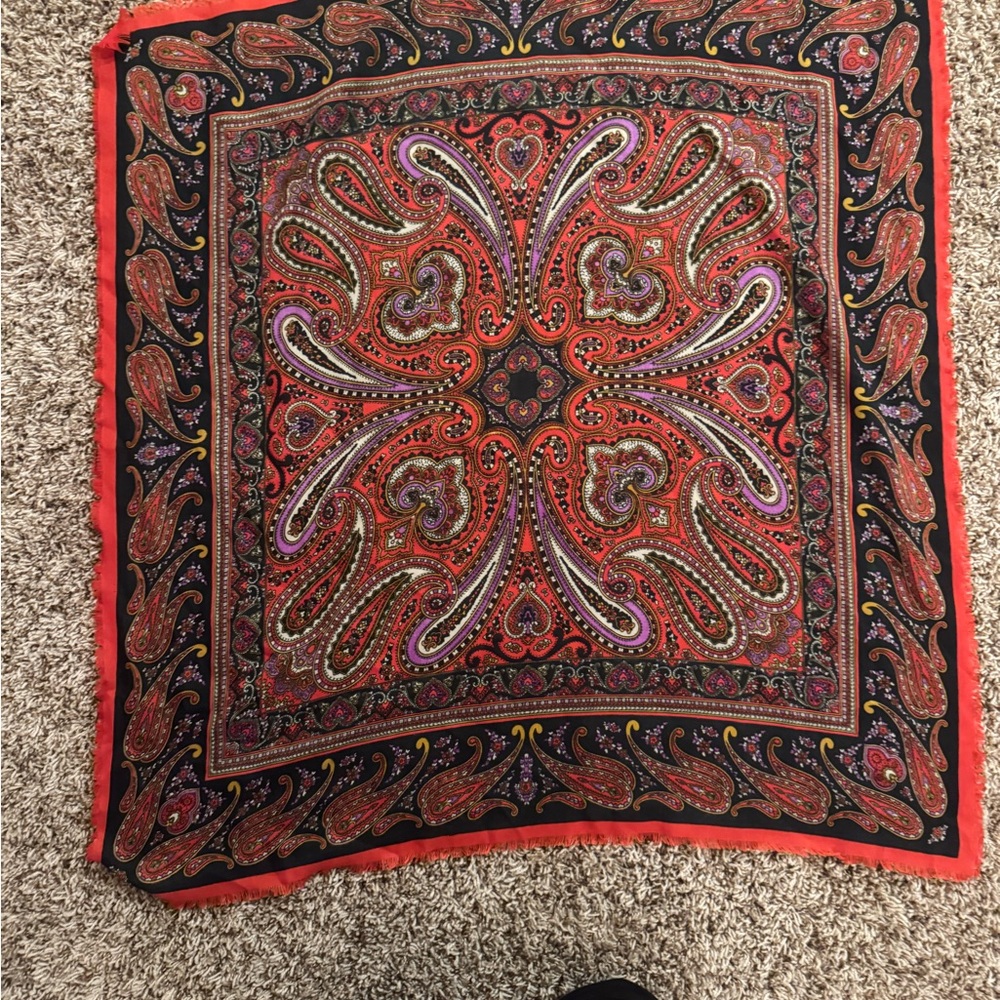 Paisley Patterned Scarf